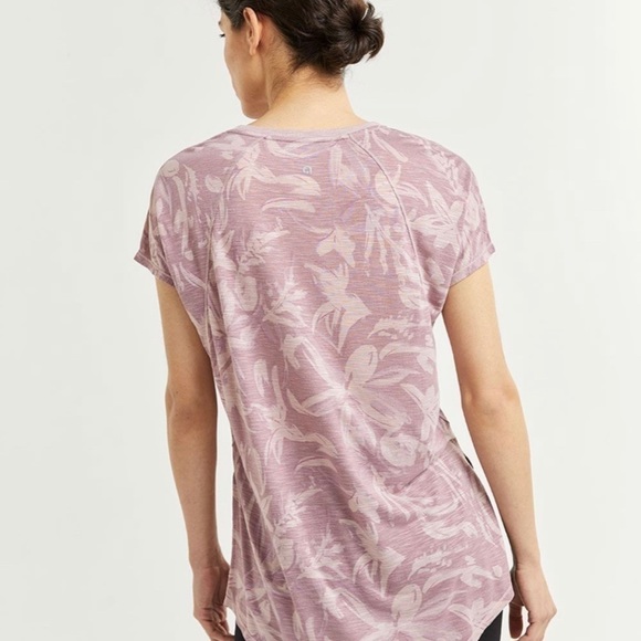 Lot of two printed short sleeve tees - Picture 2 of 6